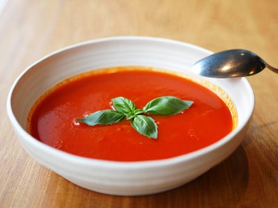 Томатный суп с нутом: сытно, вкусно и полезно